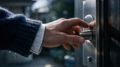 How to stop static electricity in clothes this winter with simple fabric and laundry fixes