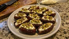 Creamy Goat Cheese–Mascarpone Stuffed Dates With Pistachios (No-Cook Appetizer)