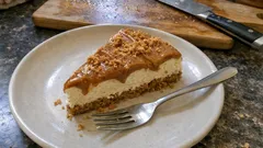 No-Bake Lotus Biscoff Cheesecake With a Crunchy Cookie Crust